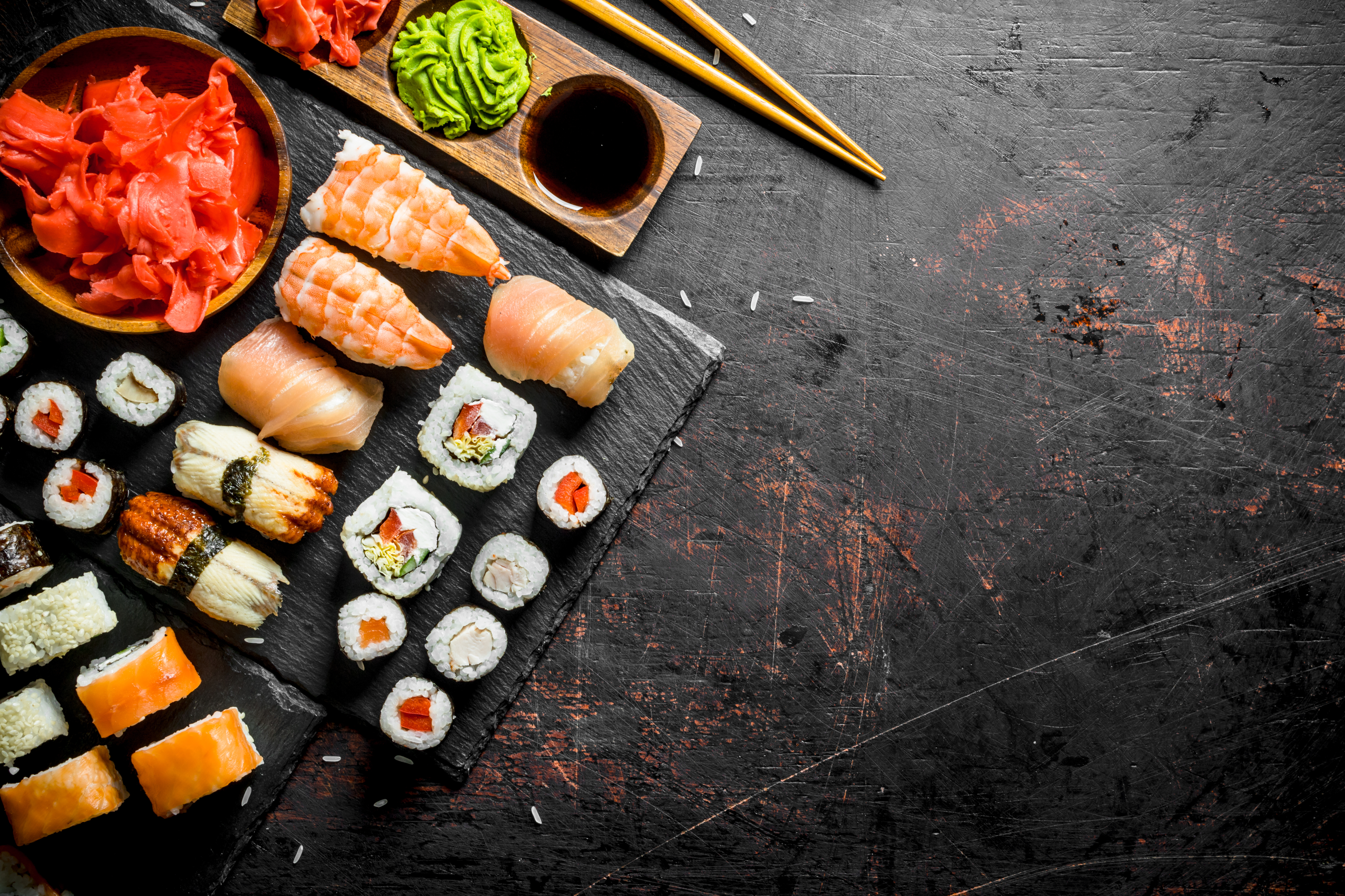 SUSHI PLATTE FOR TWO OR MORE